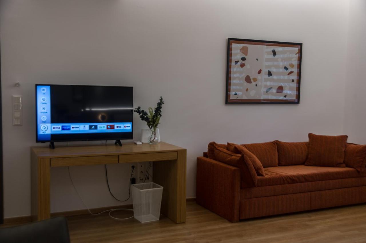 Kanari Elegant And Cozy Apartment