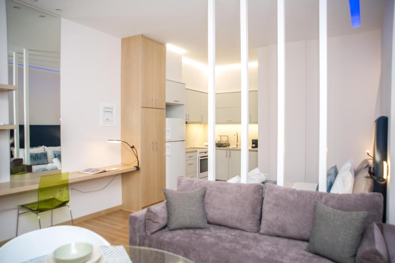 Kanari Elegant And Cozy Apartment